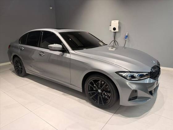 BMW 320i 2.0 16V TURBO FLEX SPORT GP AUTOMÁTICO BMW 320i 2.0 16V TURBO FLEX SPORT GP AUTOMÁTICO